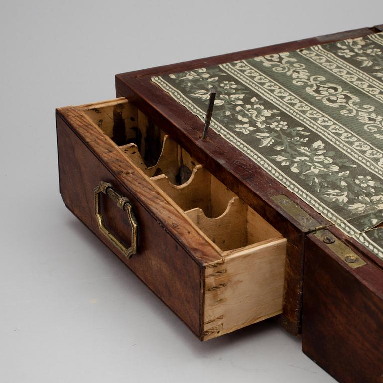 SKRIVSCHATULL, sengustavianskt, 1800-talets början.