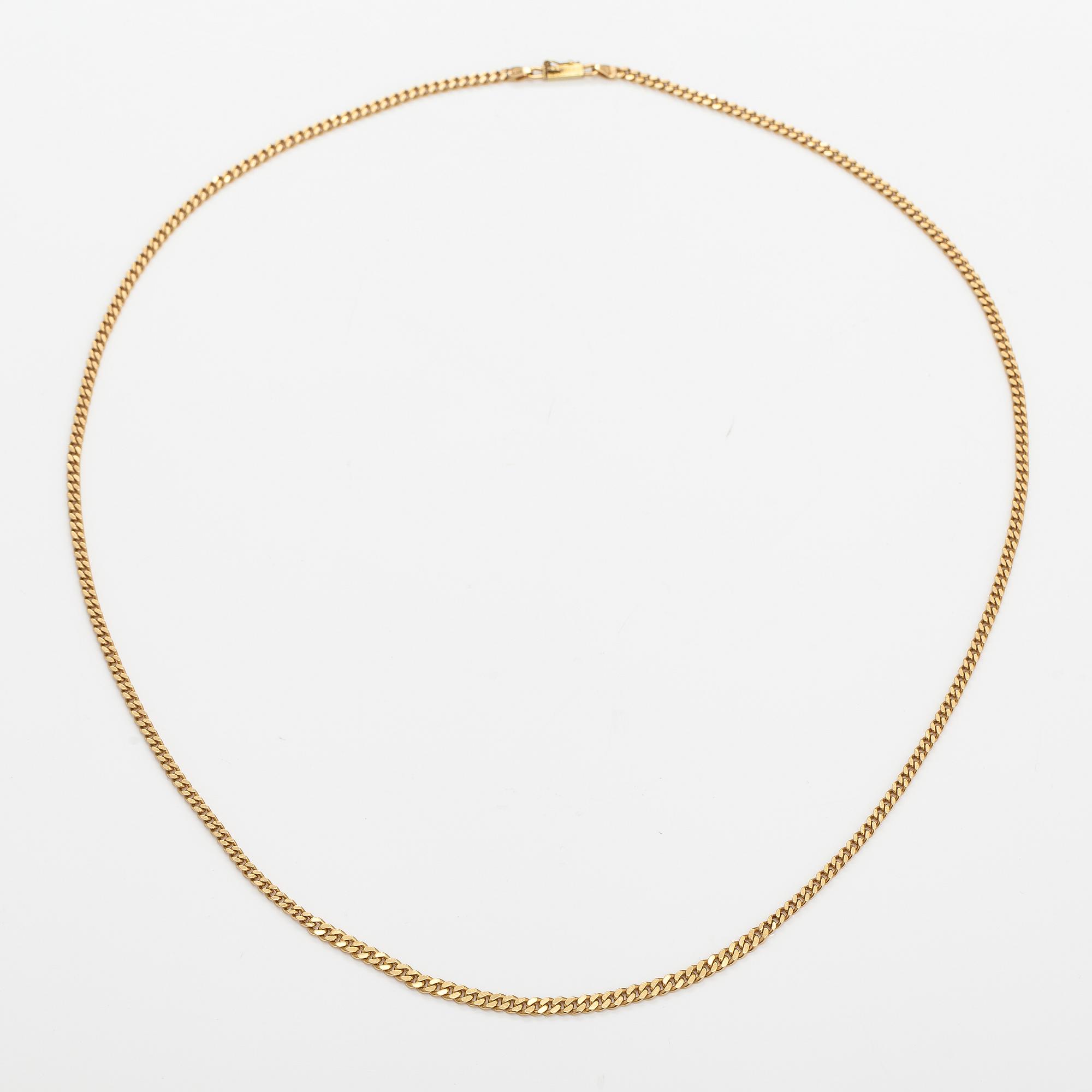 A 14K gold neckalce. Italy.
