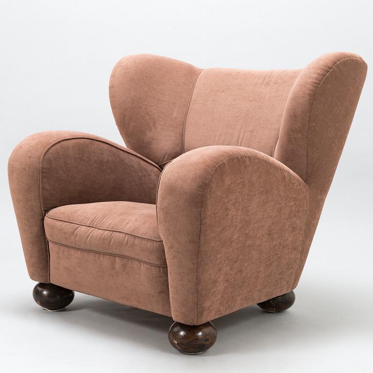 MÄRTA BLOMSTEDT, an 'Aulanko-model' armchair. Designed in 1939.