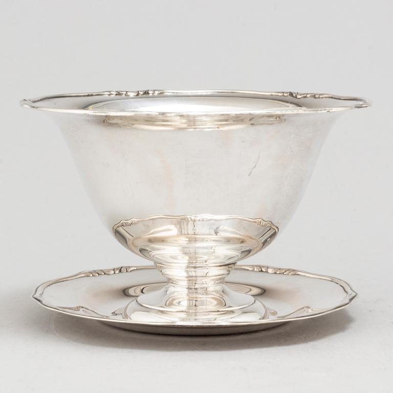 W.A. BOLIN, såsskål, silver, Stockholm 1932.