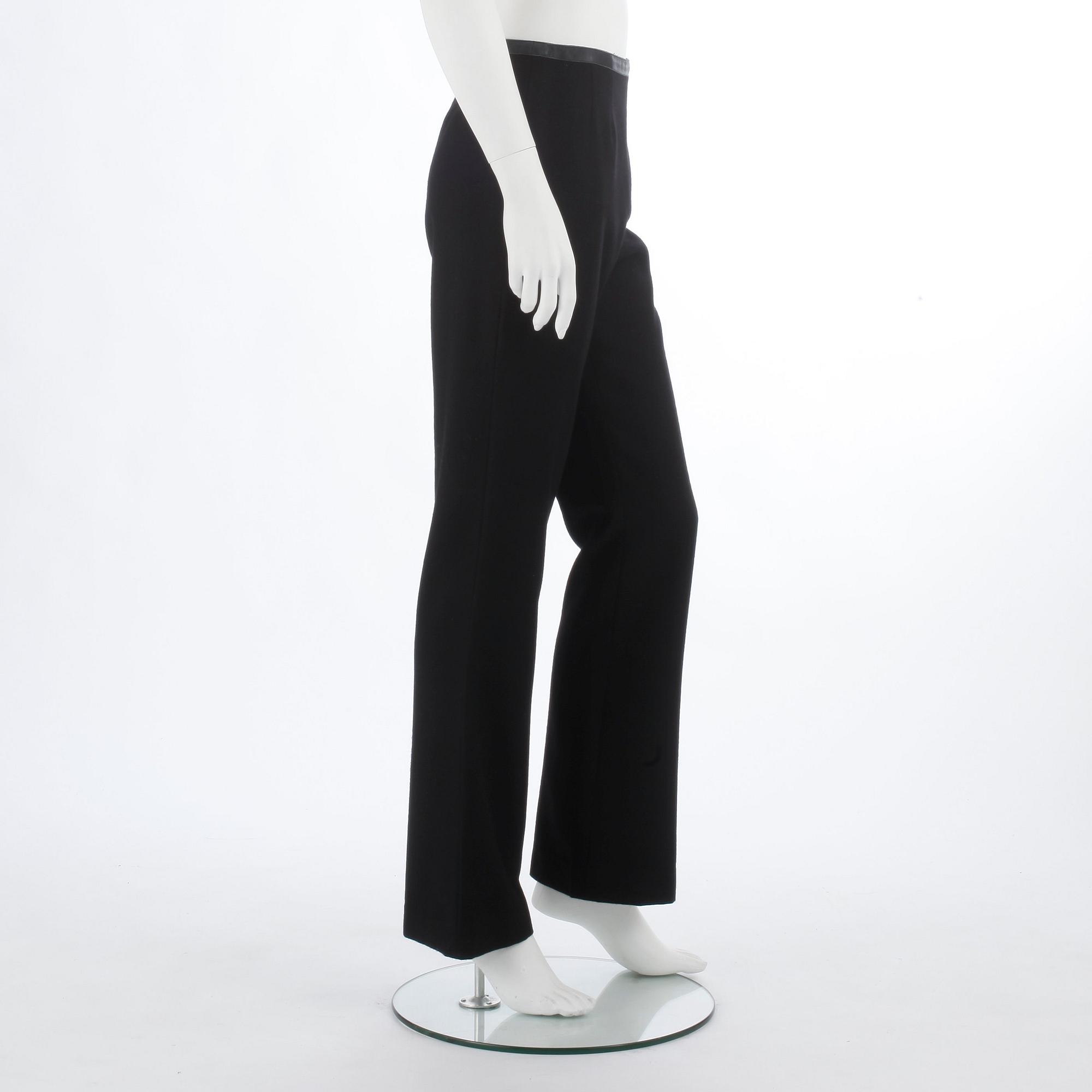 CHANEL, a pair of black and cashmere wool pants. Size 36.