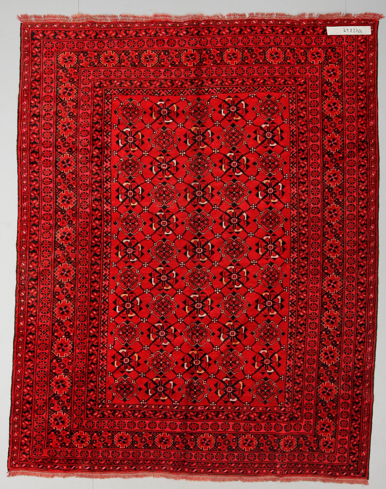 MATTA, Afghan, 267 x 211 cm.