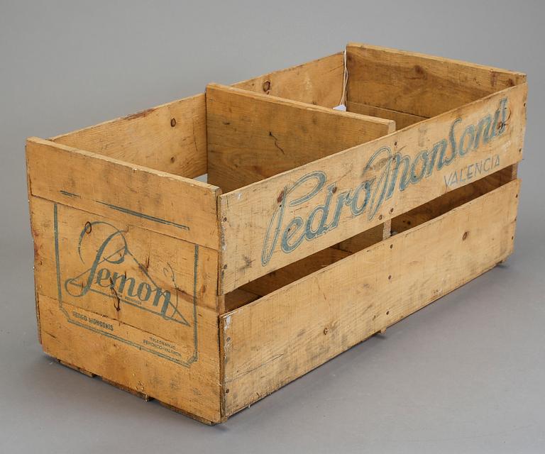BACK, trä, "Pemon", omkring 1900-talets mitt.
