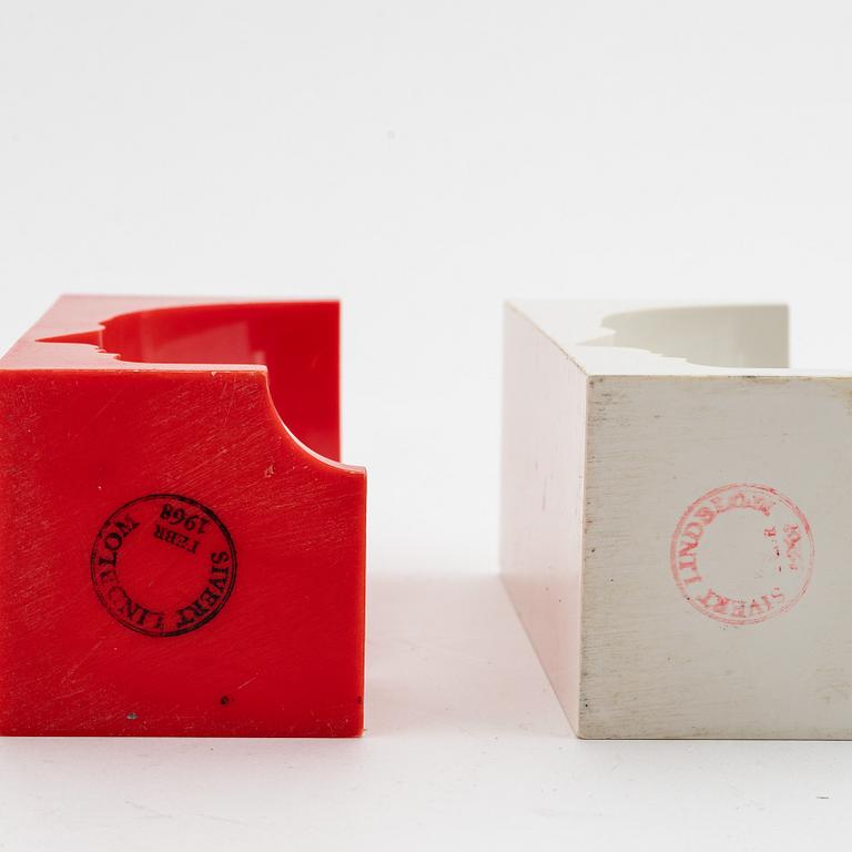 Sivert Lindblom, sculpture, 3 parts, plastic, stamp signed and dated 1968.