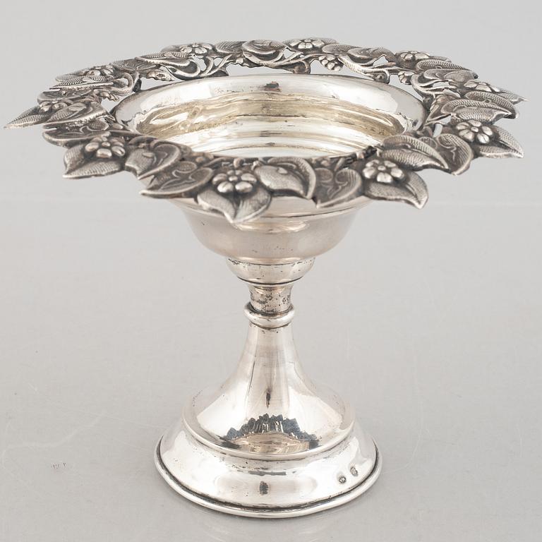 An Austro-Hungarian Silver Bowl, mark of Karl Weichesmuller, Vienna circa 1880.