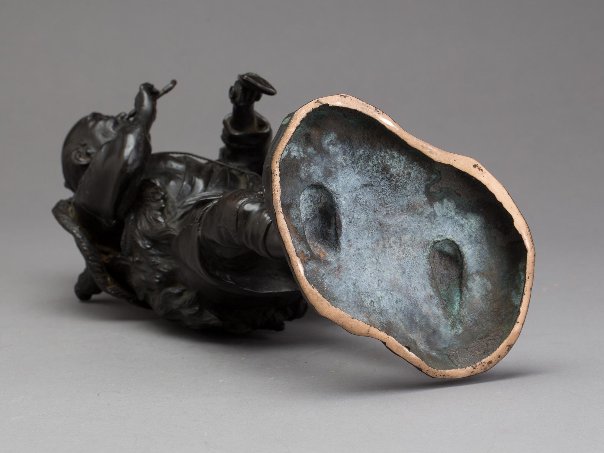 FIGURIN, brons, signerad, Japan, 1900-talets början.