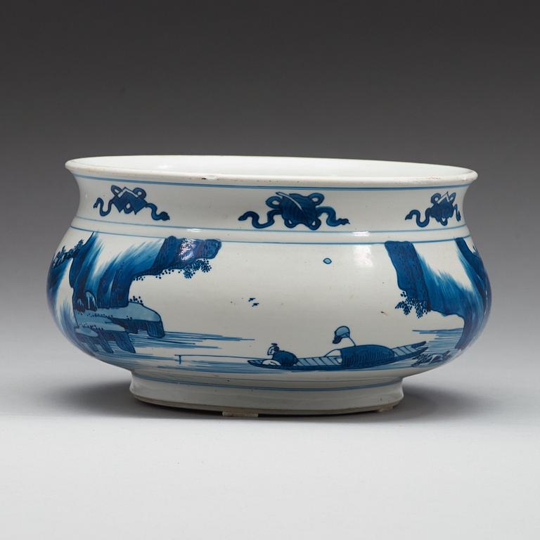 A blue and white censer, Qing dynasty, Kangxi (1662-1722).