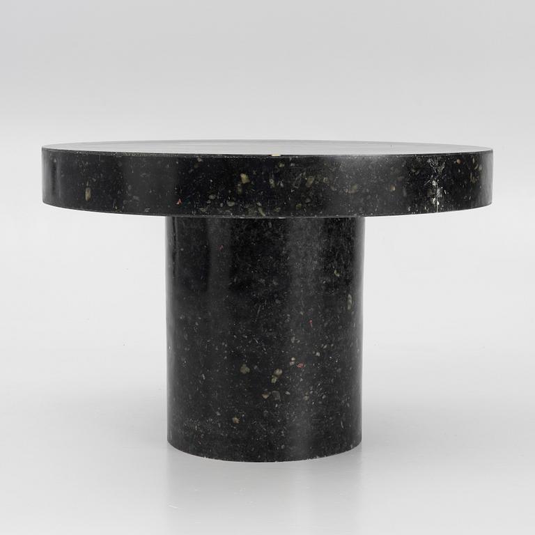 Gustaf Westman, matbord, "Linn Innovation Table", Swedish Stockings, 2025.