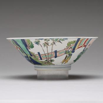 A famille verte conical bowl, Qing dynasty, Kangxi (1662-1722).