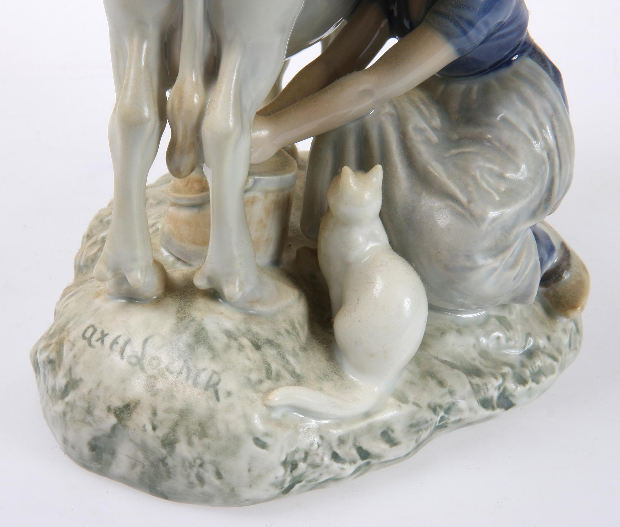 FIGURIN, porslin, Axel Locher, Bing & Gröndahl.