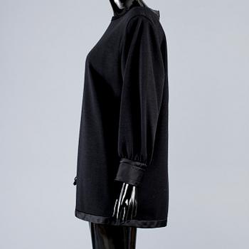 TUNIKA, Yves Saint Laurent.