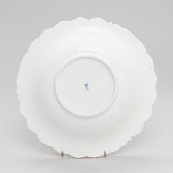 A 20th century Meissen porcelain dish.