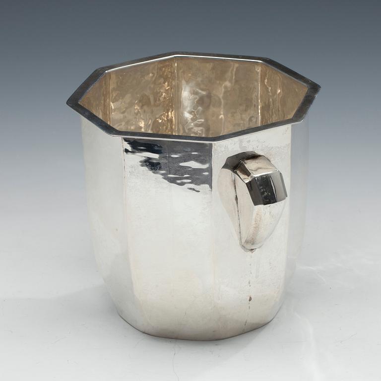 VINKYLARE, 925 silver. Turkiet. Finska importstämplar från år 2000. Vikt 785 g.