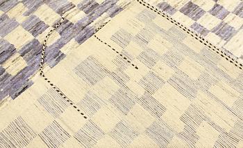 A rug, Morocco design, approx. 291 x 213 cm.
