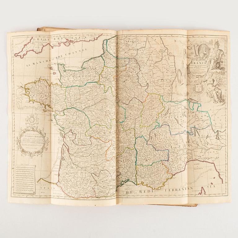 Atlas with 32 engraved maps.