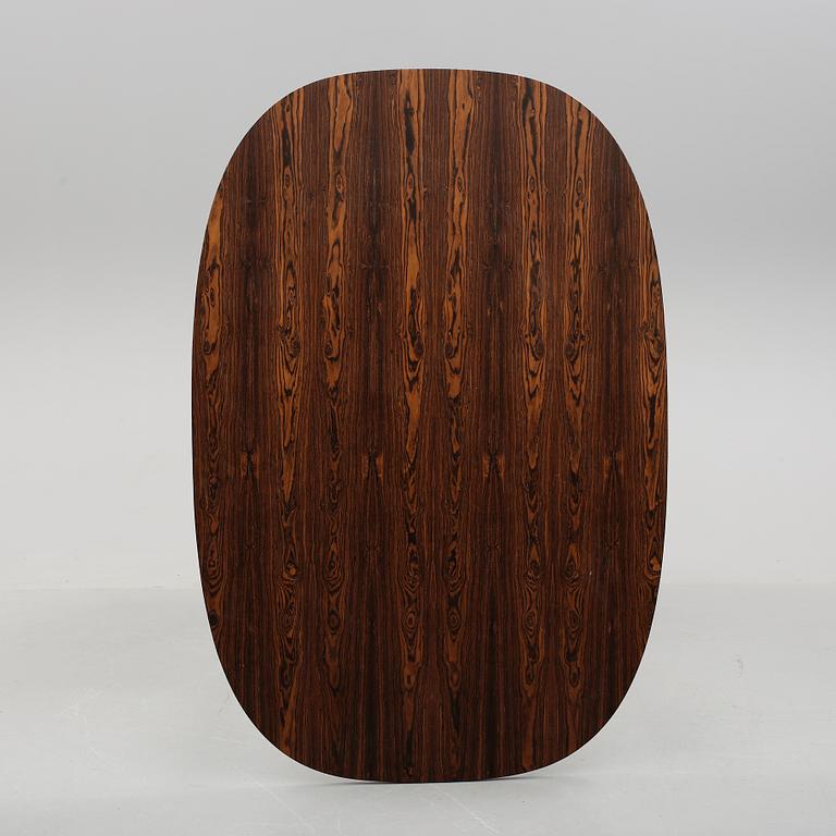 BORD, Bruno Mathsson, Piet Hein, Arne Jacobsen, modell A812, 1900-talets andra hälft.