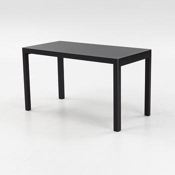 Cecilie Manz, bord, "Workshop table", Muuto, samtida.