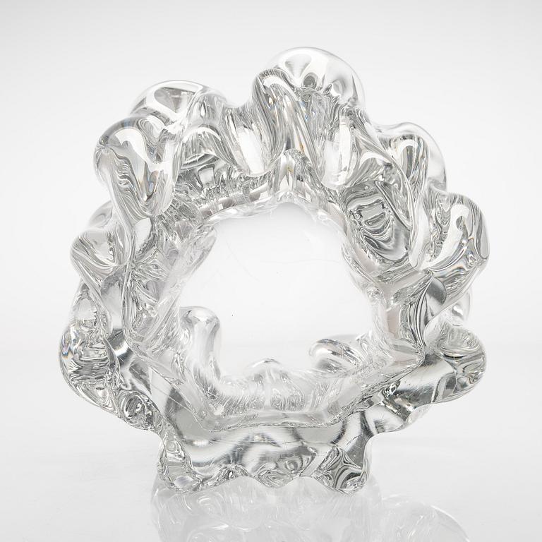 Tapio Wirkkala, A 'Kalvolan kanto' glass vase, signed Tapio Wirkkala - 3241.