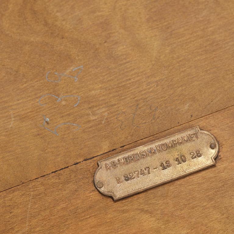 Axel Einar Hjorth, a "Coolidge" table, Nordiska Kompaniet, 1928.