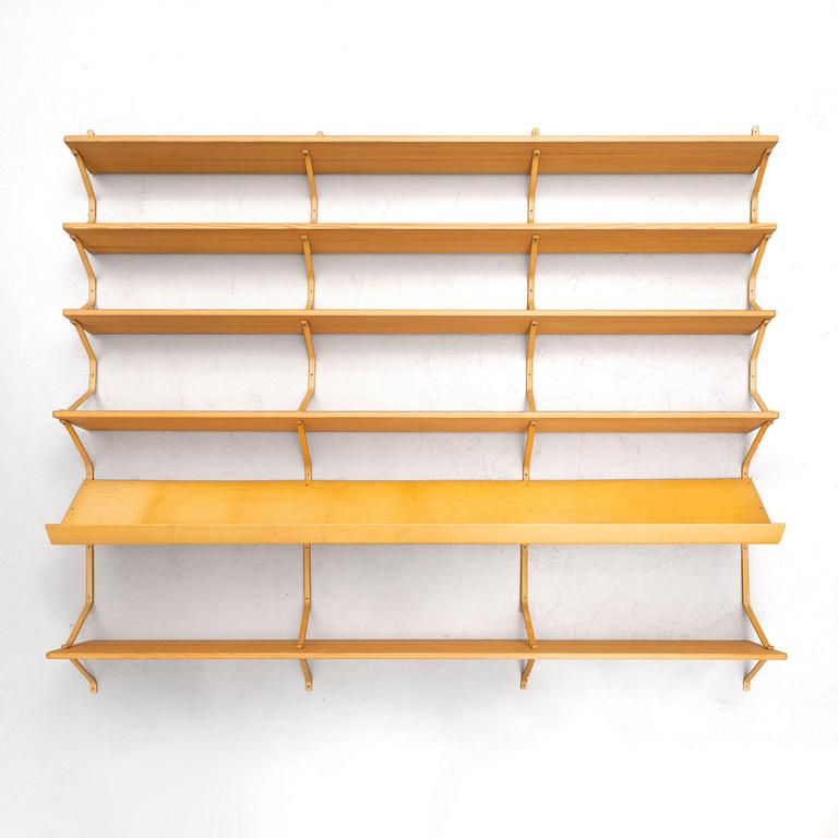 Bruno Mathsson, a pine and beech shelf, Firma Karl Mathsson, Värnamo, Sweden 1966.