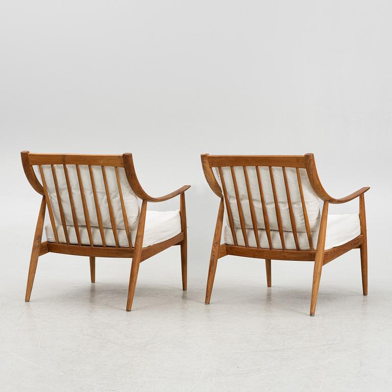 Armchairs, a pair, contemporary manufacture.