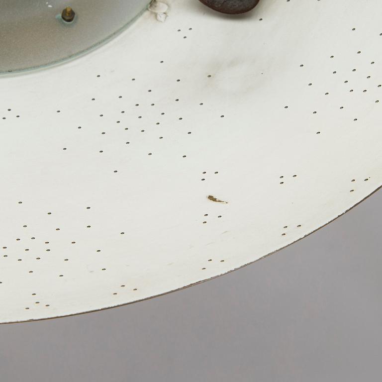 Paavo Tynell, a mid-20th-century '9060' pendant light for Taito, Finland.