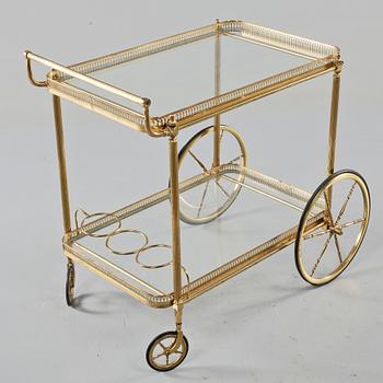SERVERINGSVAGN, 1900-talets andra hälft.