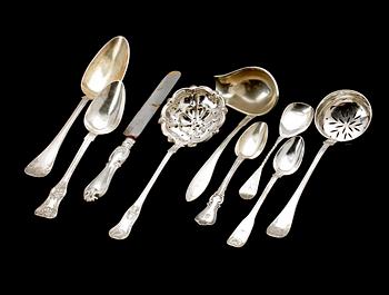 PARTI BESTICK, ca 35 st, silver, bl a Zethelius Stockholm 1845. Tot silvervikt ca 1600 gram.