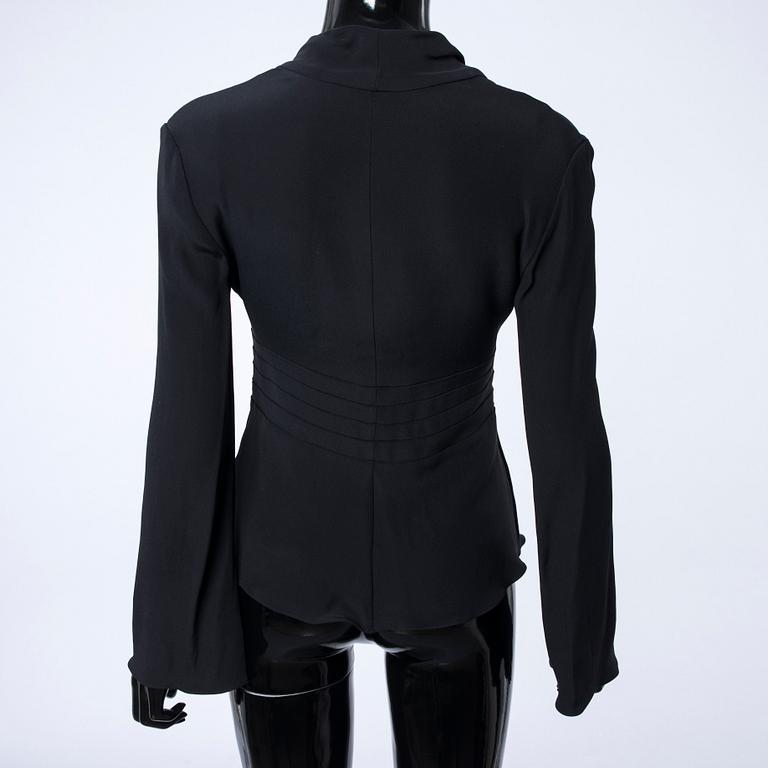 BLUS, Armani.
