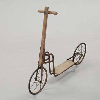 SPARKCYKEL, Nordiska kompaniet, 1900-talets första hälft.