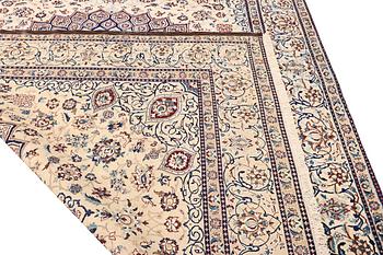 A part silk Nain carpet, 9LA, a. 344 x 245 cm.