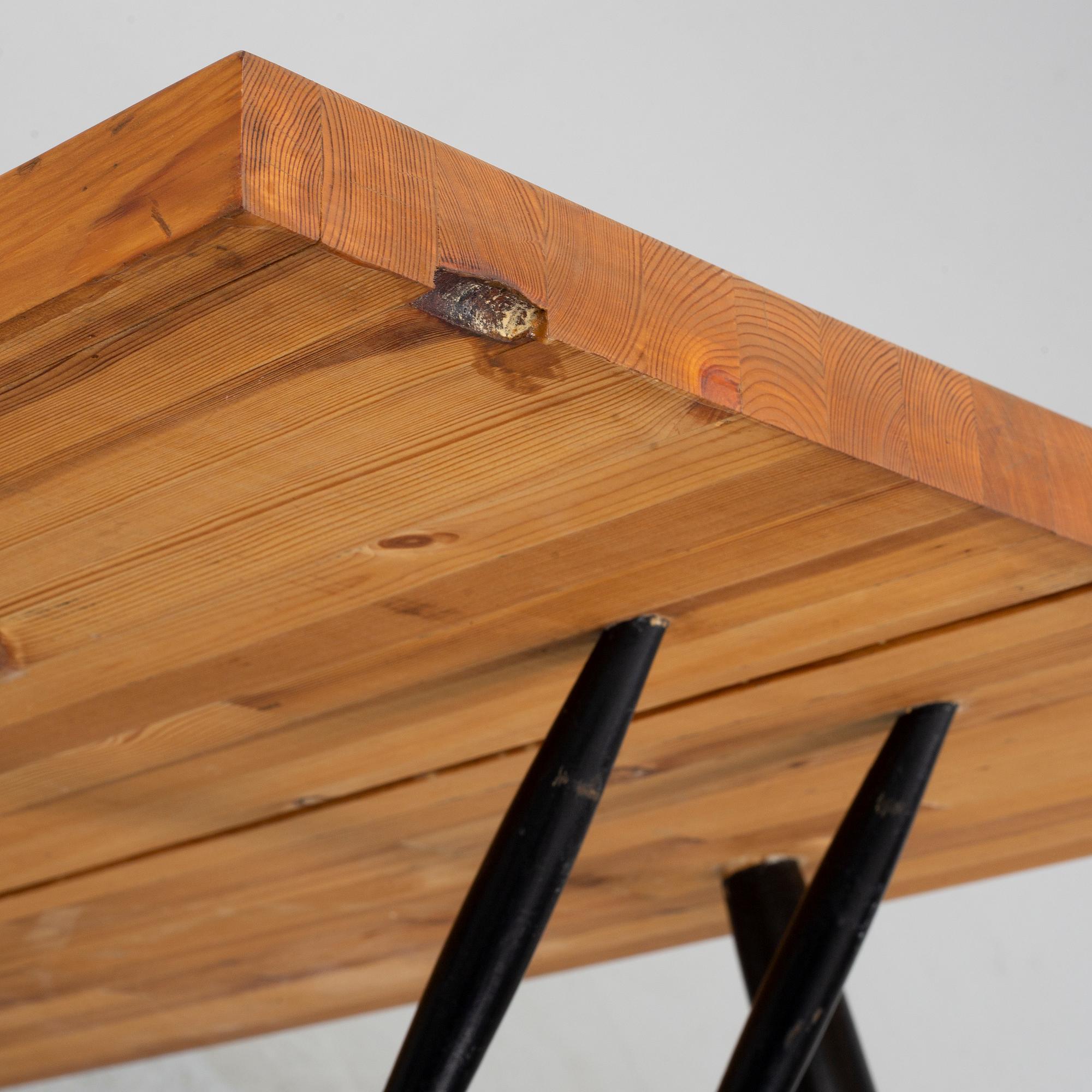 Ilmari Tapiovaara, a 'Pirkka' pine dine table, second half of the 20th Century.
