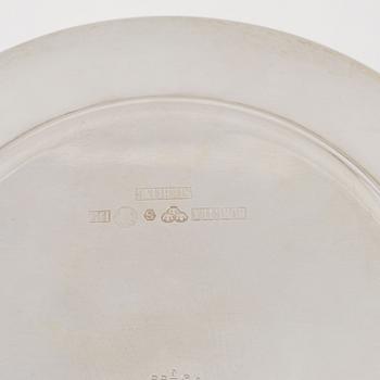 Atelier Borgila, a pair of sterling silver dishes, Stockholm 1954.