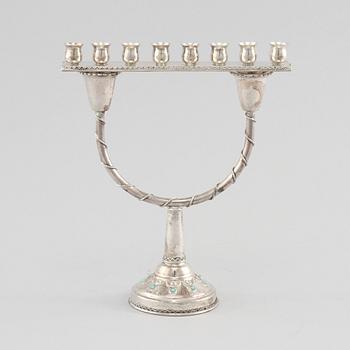 CHANUKKA MENORAH, silver, Israel, 1900-tal. Vikt ca 108 g.