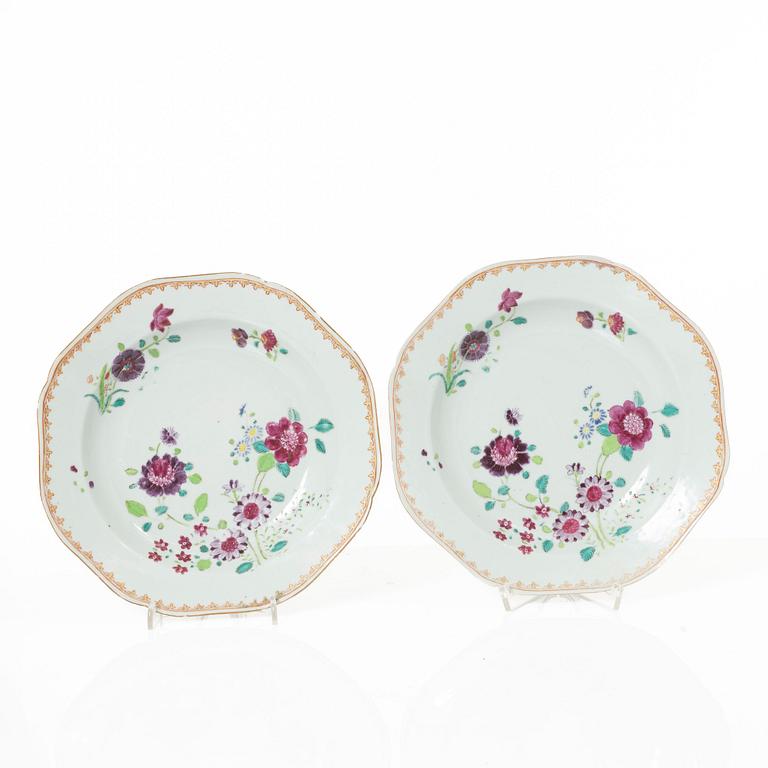 Five porcelain plates, China, Qing dynasty, Qianlong 1736-95.