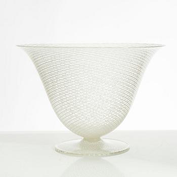 Archimede Seguso, a filigree technique glass bowl, Murano, Italy.