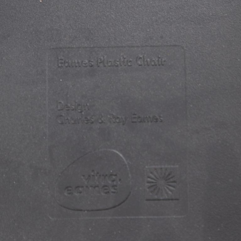 CHARLES & RAY EAMES, stolar, 6 st, "Plastic chair", Vitra.