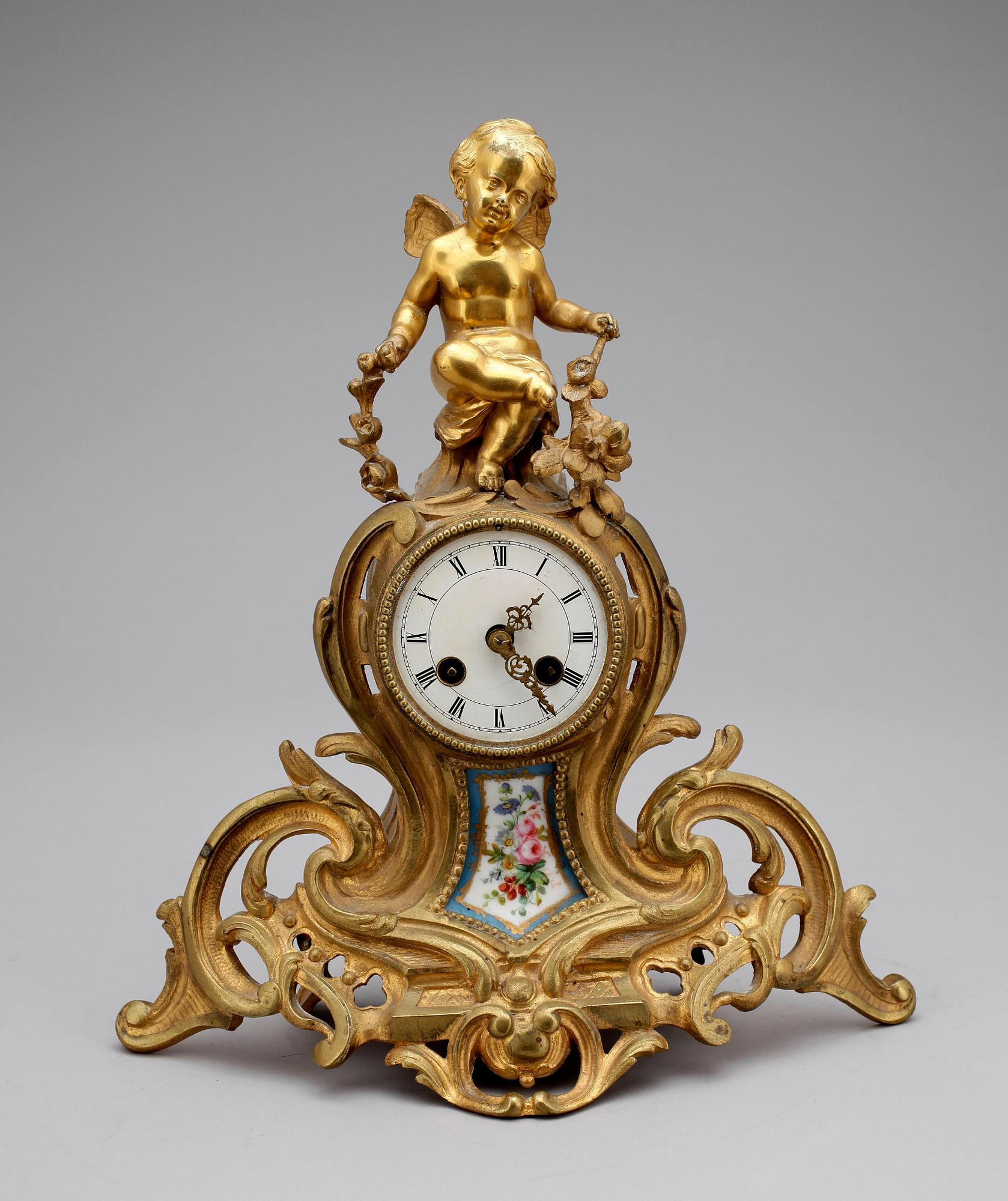 BORDSPENDYL, nyrokoko, 1800-talets andra hälft.