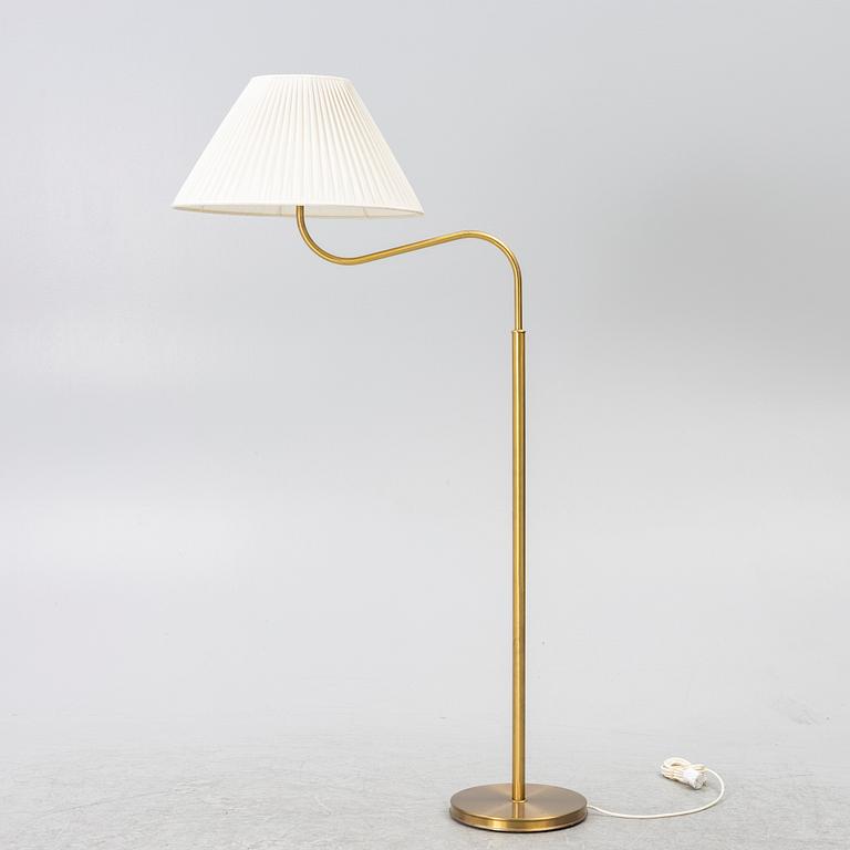 Josef Frank, golvlampa, modell 2368/2148, Firma Svenskt Tenn, 1900-talets andra hälft.