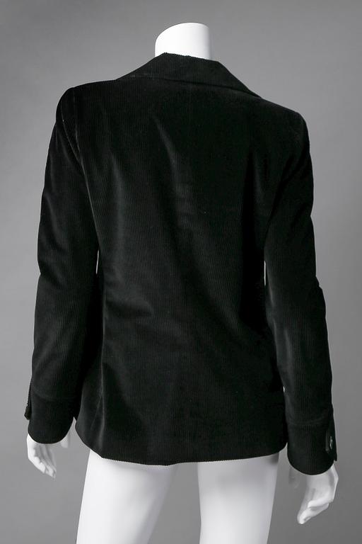 KAVAJ, Armani.