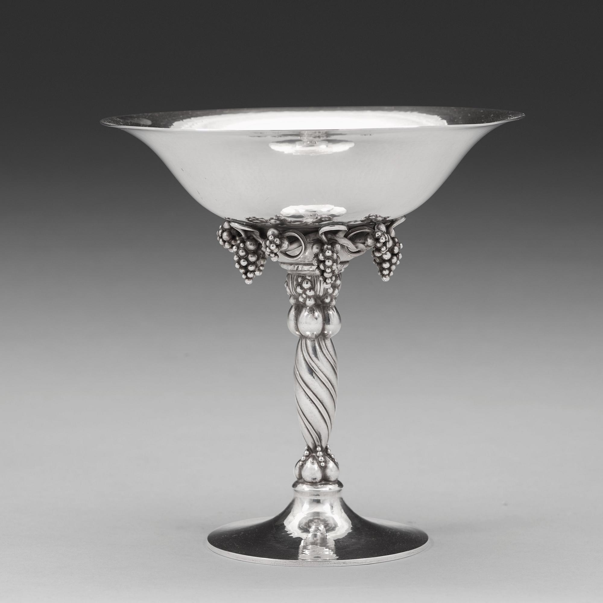Georg Jensen, skål på fot, Köpenhamn efter 1945, sterling, design nr 263.