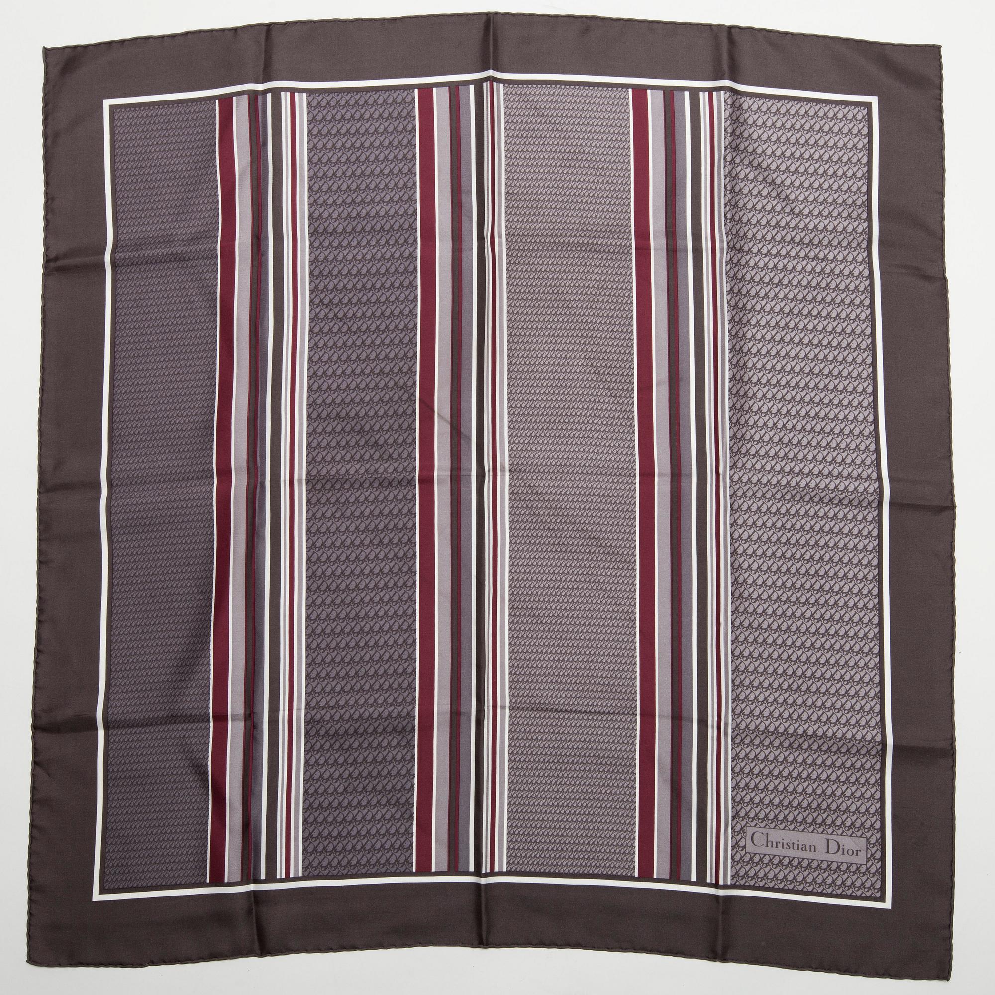 SCARF, Christian Dior.