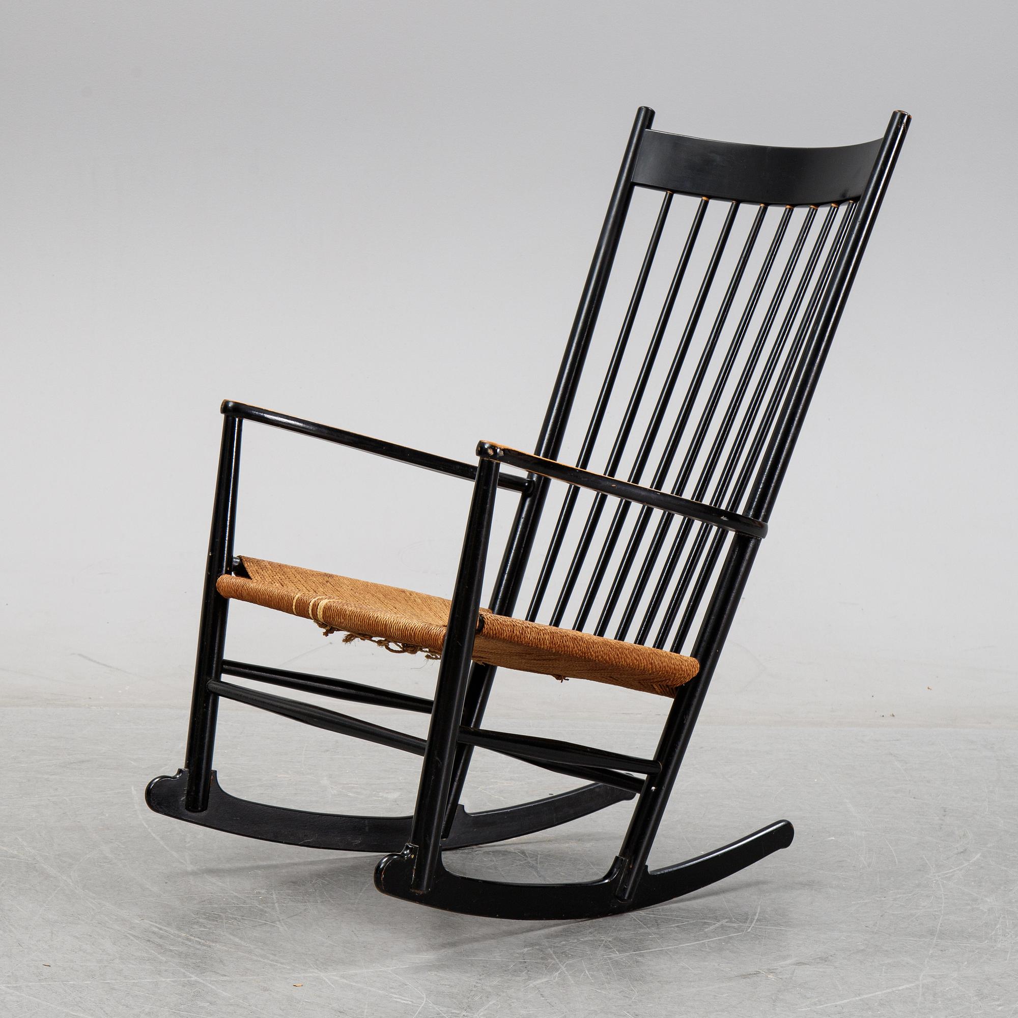 Hans J Wegner, gungstol, "J 16". Danmark, 1900-talet sandra hälft.
