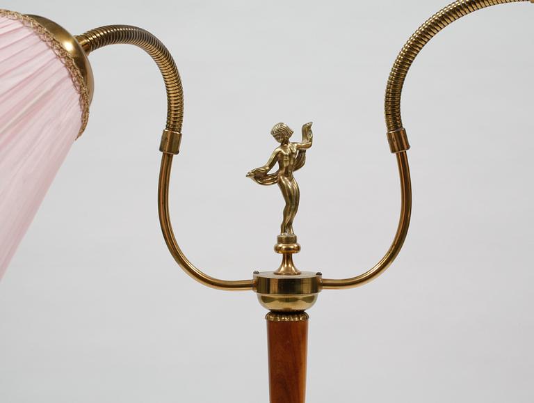 GOLVLAMPA, omkring 1900-talets mitt.