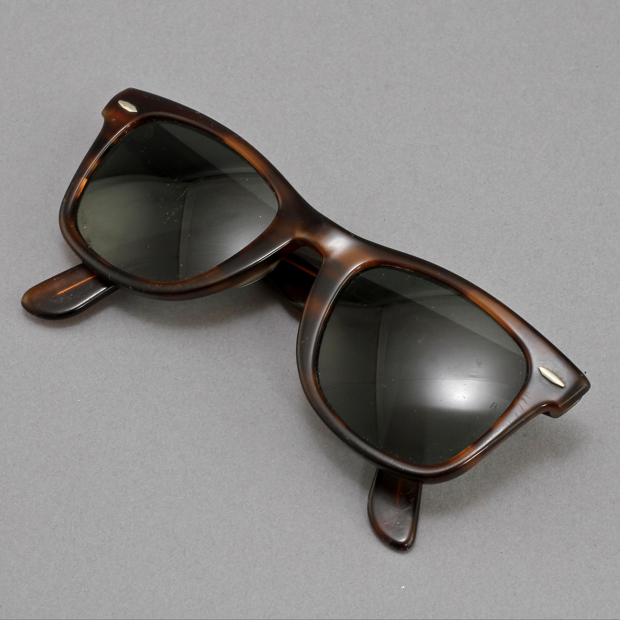 SOLGLASÖGON, Ray Ban, 1900-talets tredje kvartal.