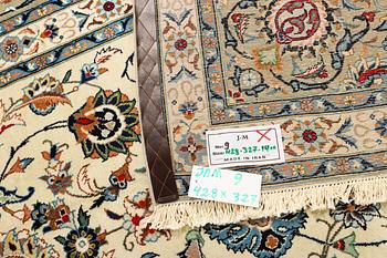 Matta, Keshan, signerad Isfahanian, ca 428 x 327 cm.