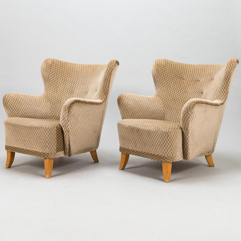 ILMARI LAPPALAINEN, a pair of mid-20th century 'Laila' armchairs for Asko.