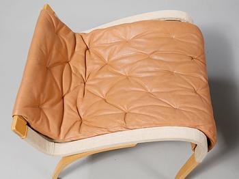 FÅTÖLJ samt FOTPALL, "Pernilla", Bruno Mathsson, Dux, 1900-talets andra hälft.