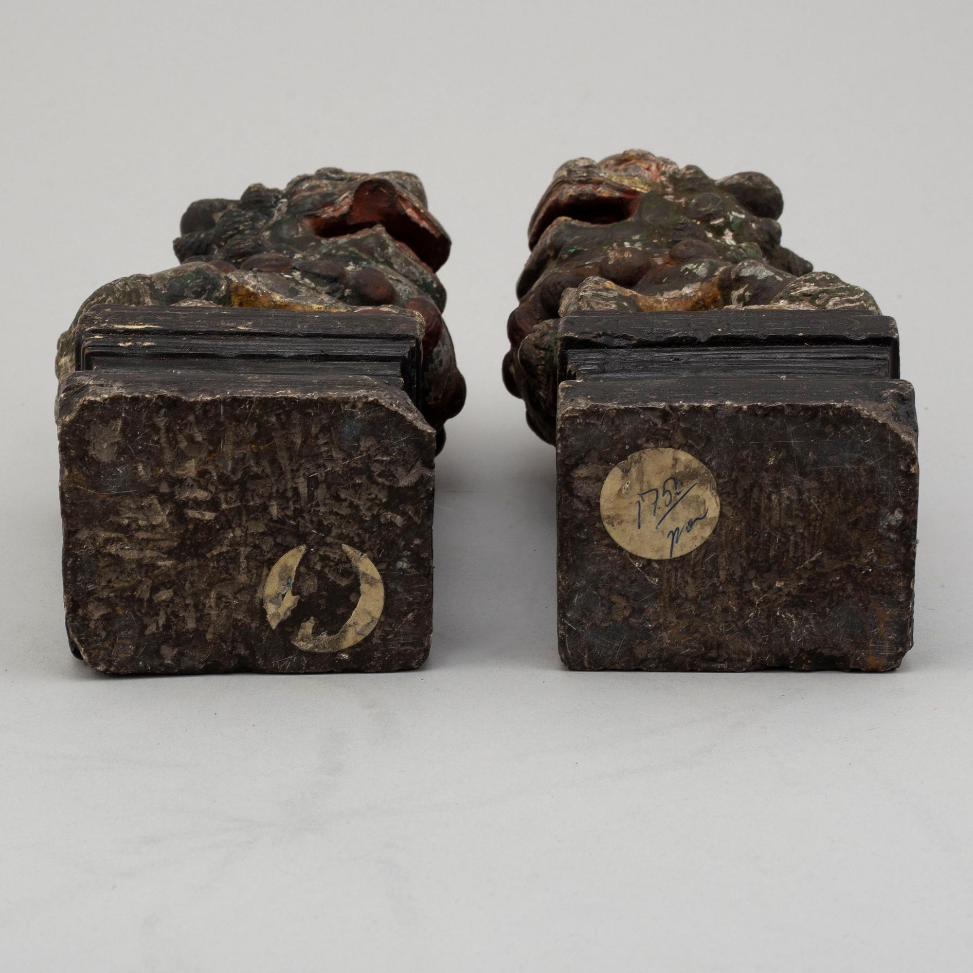A pair of sculptures of  buddhist lions, late Qing dynasty.