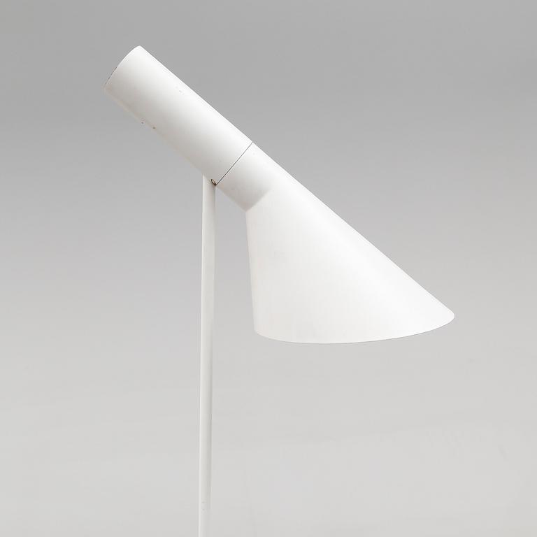 GOLVLAMPA, "AJ", Arne Jacobsen, Louis Poulsen, 1900-talets senare del.